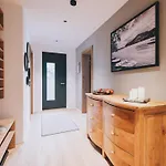 New! Alpinero 405 By We Rent