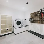 New! Alpinero 405 By We Rent 아파트 피센도르프