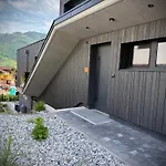 New! Alpinero 405 By We Rent * 피센도르프